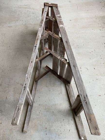 Ft Wooden Step Ladder Sherwood Auctions