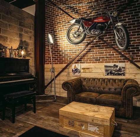 20 Coolest Interiors With Motorcycle Display Ideas OBSiGeN