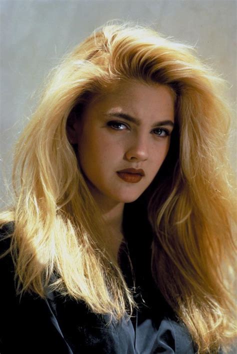 Drew Barrymore in the ‘90s. 🖤🤘🏻 : r/90s