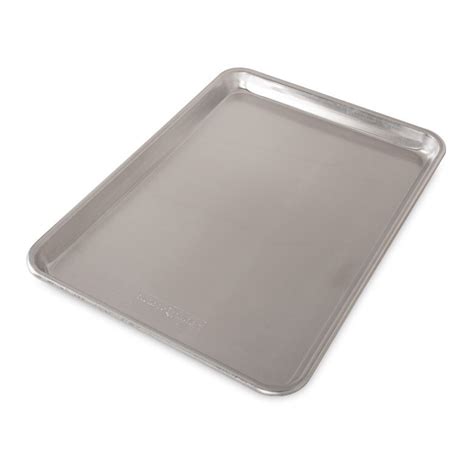 Prism Jelly Roll Pan - Nordic Ware