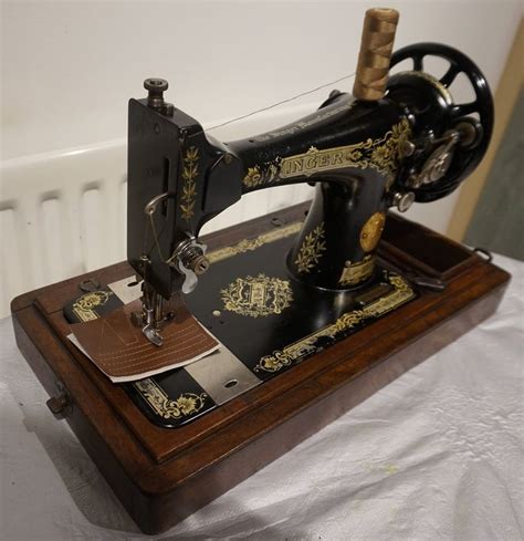 1928 Antique Singer 28K Vintage Sewing Machine Sewing Machine Antique