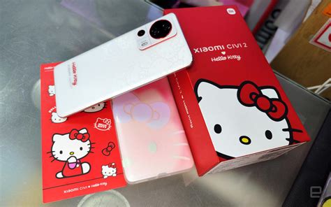 小米 Civi 2 Hello Kitty 潮流限定版登陸香港，在陽光下機身呈現驚喜！