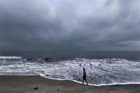 Cyclonic Storm Brewing In Bay Of Bengal Several Coastal Districts To