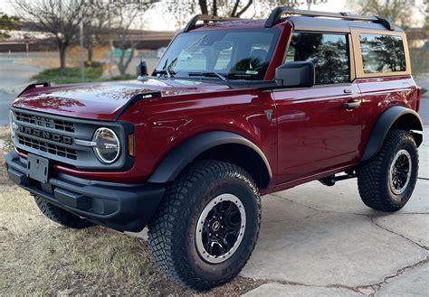 Ford Bronco Base Sasquatch Top Videos And Images