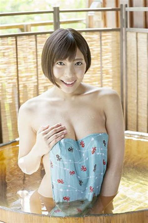 G乳・麻倉まりな“史上最大の露出度”dvdの限界ギリギリ 東スポweb