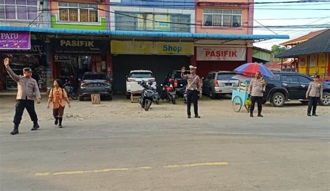 Polres Sanggau Lakukan Pengamanan Pasar Juadah Cegah Gangguan