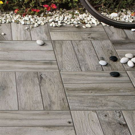 Outdoor Tile GREY Ceramica Rondine Garden Floor Porcelain