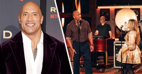 Dwayne Johnson Performs Tribute With Kelly Clarkson