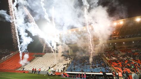 Godoy Cruz goleó a Instituto en un partidazo y se despidió con todo de