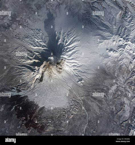 Kuril kamchatka trench hi-res stock photography and images - Alamy