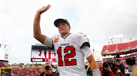 Tom Brady expresses gratitude for Buccaneers fans, players amid