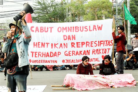 Dampak Demo Pengusaha Rugi Rp1 7 Miliar Radarbanten Co Id