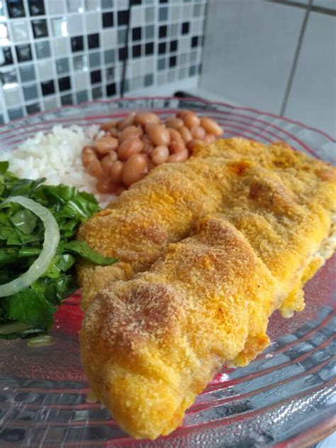 Filé de peixe à milanesa empanado na AirFryer