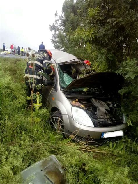 FOTO Accident rutier mortal pe DN 6 județul Timiș Un tânăr a decedat