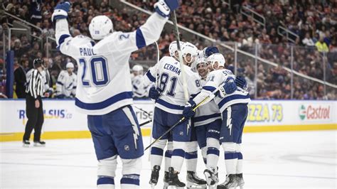 Lightning End Oilers Winning Streak With 7 4 Victory