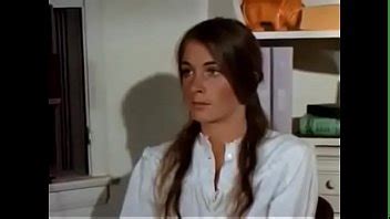 Smokin Hot Chain Gang Babes LetMeJerk