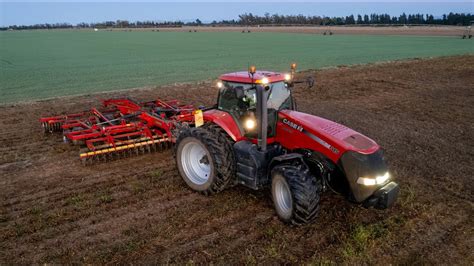 Case Ih Magnum W Vaderstad Topdown Youtube