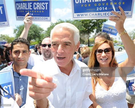 Charlie Crist And His Wife Carole Rome Arrive As He Opens A Campaign