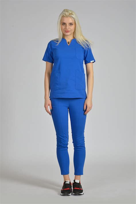 Bluzka medyczna damska Scrubs V Neck Blue Odzież Medyczna Flowmed pl