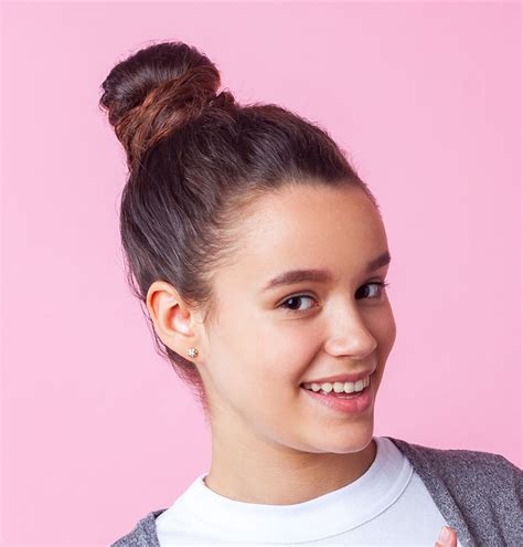 15 Prettiest Hairstyles for 15-Year-Old Girls