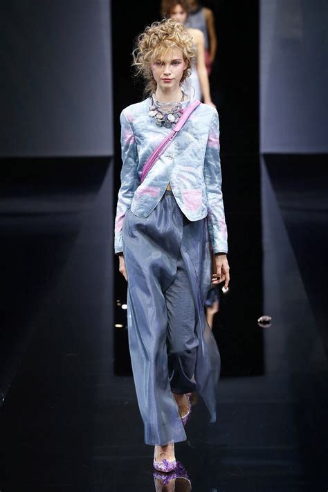 Giorgio Armani Ready To Wear Fashion Show Collection Spring Summer