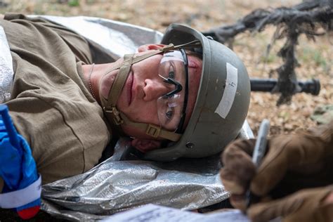 DVIDS - Images - Combat Medic Field Training Exercise [Image 35 of 40]