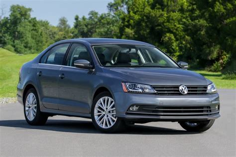 2017 Volkswagen Jetta Review Ratings Edmunds