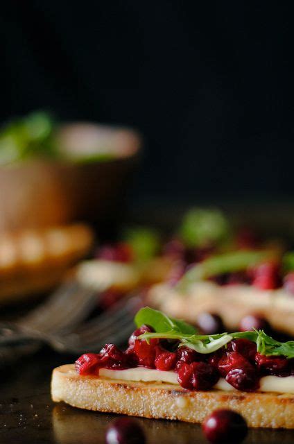 Thanksgiving Appetizer Arugula Brie And Cranberry Crostini