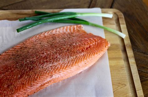 The Perfect Salmon With Garlic Honey Bourbon Glaze - Yuli Cooks