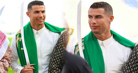 Cristiano Ronaldo Wears Traditional Dress In Saudi National Day