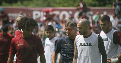 Torino La Giornata Doppia Seduta Dallenamento Per I Granata Toro News