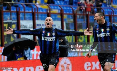 1,944 Inter Esteban Cambiasso Photos & High Res Pictures - Getty Images