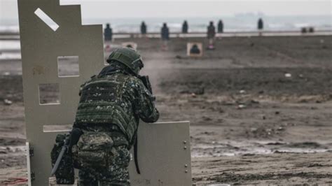 陸軍十軍團訓練意外！中士操作「自製火藥」突爆炸、軍方證實曝最新情況 軍事 太報 Taisounds