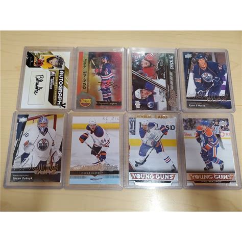 Lot of 8 hockey trading cards - Schmalz Auctions