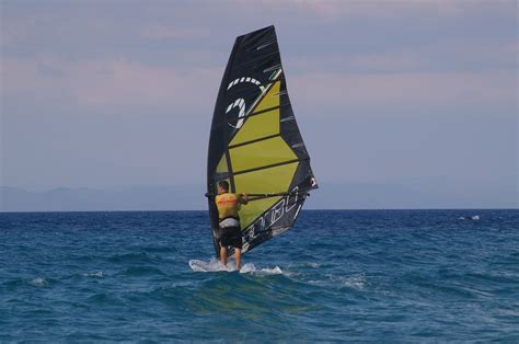 图片素材 海滩 滨 海洋 天空 太阳 夏季 冲浪者 车辆 平衡 冲浪板 假日 极限运动 帆船 技能 风力