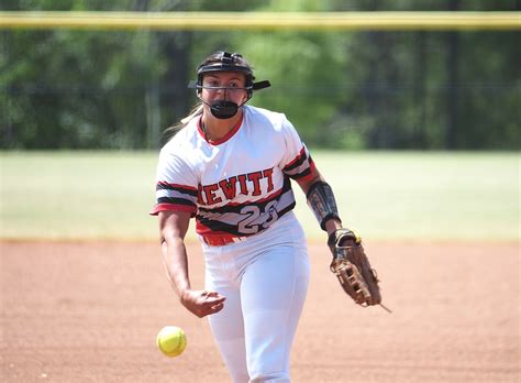 Birmingham Spring Sports Hewitt Trussville Wins 5 Softball Games For