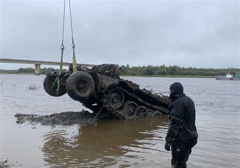 Historia y tecnología militar Recuperado un semioruga Sd Kfz 8 en Rusia