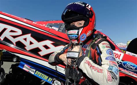 Courtney Force returns to site of first NHRA Funny Car win