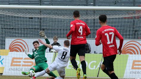 Fußball Regionalliga Bayern Nullnummer zwischen Burghausen und