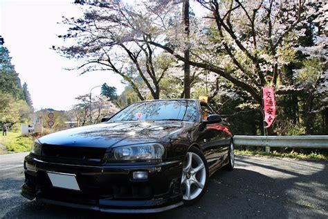 スカイラインクーペの桜と愛車・ドライブ・桜・r34・スカイラインに関するカスタム事例｜車のカスタム情報はcartune