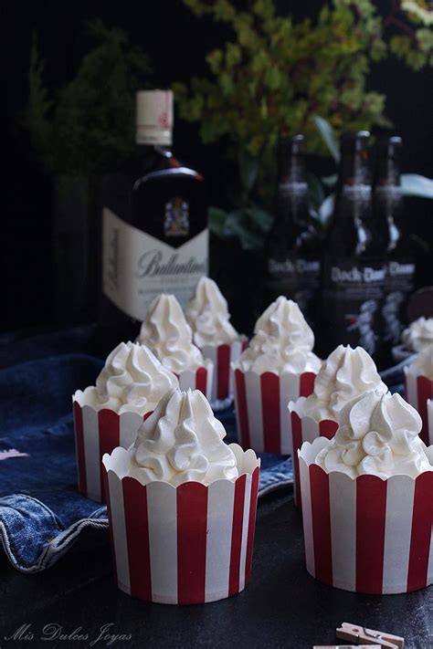 Cupcakes De Cerveza Negra Con Crema De Mantequilla De Merengue Suizo Al