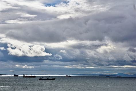 langit dramatis  atas laut cuaca berawan  atas laut   awan