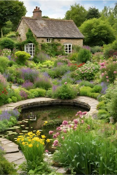 Your Guide To Designing An English Cottage Garden