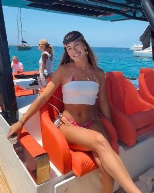 Pink Bikini Reddit NSFW