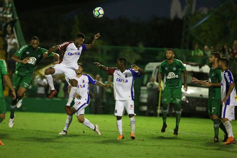 Micale V Evolu O No Paran Clube E Espera Dar Sequ Ncia Ao Trabalho