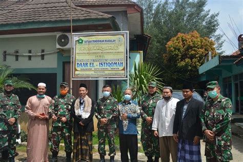 Kunjungi Pesantren Daar El Istiqomah Danrem 064 MY Tawarkan Santri