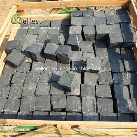 Natural Split Black Basalt Cobble Stone Floor Paving Without Holes