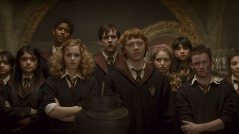 Hermione and Ron in Slughorn’s Potions class — Harry Potter Fan Zone