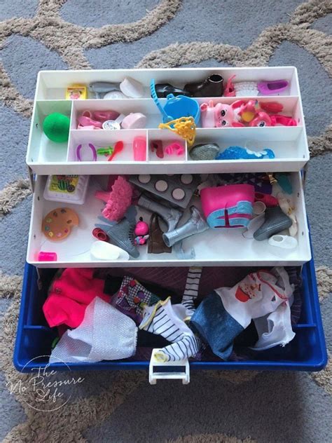 Check out these easy DIY Barbie storage ideas! These creative Barbie ...