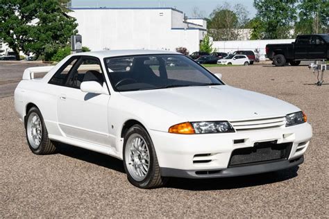 Pristine Looking One Of Skyline Gt R V Spec N Is Up For Grabs